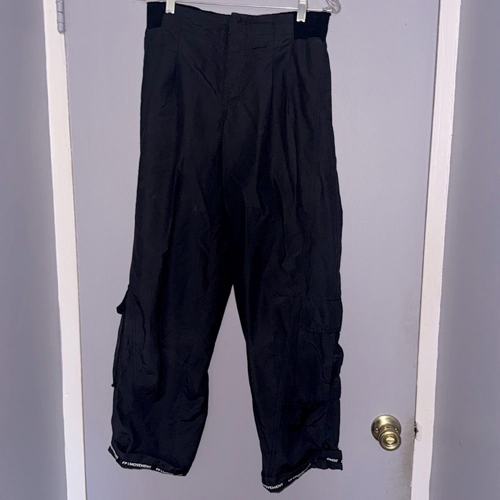 Awesome FP Movement Mesmerize Me
Solid Pants - Picture 2 of 5